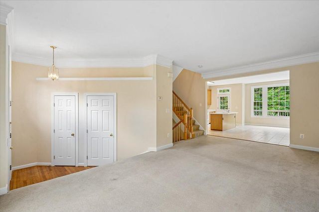 5569 JOWETT CT, Alexandria, VA 22315