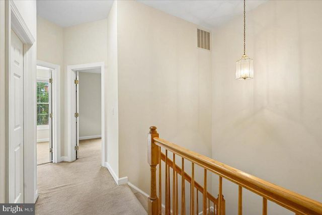 5569 JOWETT CT, Alexandria, VA 22315