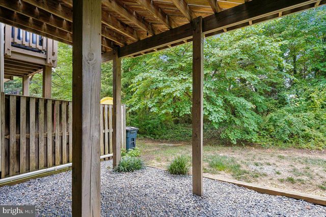 5569 JOWETT CT, Alexandria, VA 22315