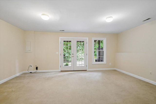 5569 JOWETT CT, Alexandria, VA 22315