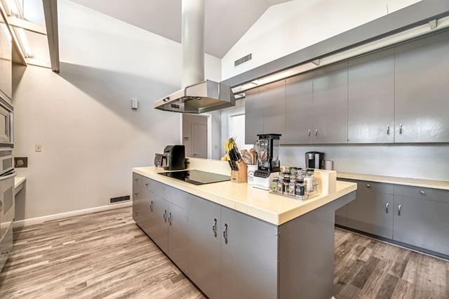 201 Hill Avenue, Sanger, CA 93657