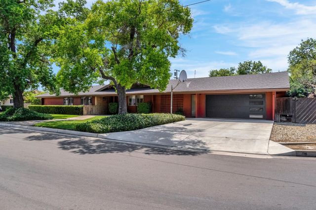 201 Hill Avenue, Sanger, CA 93657