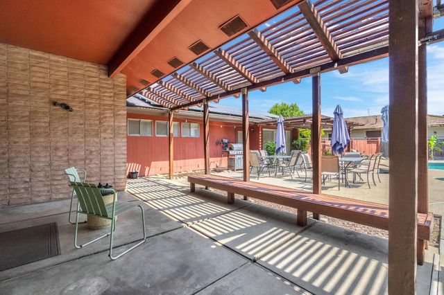 201 Hill Avenue, Sanger, CA 93657
