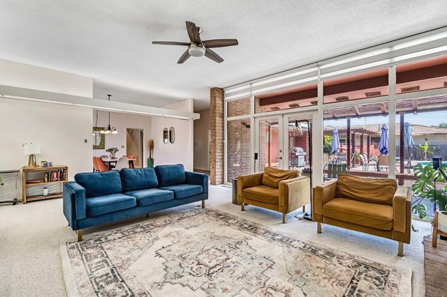 201 Hill Avenue, Sanger, CA 93657