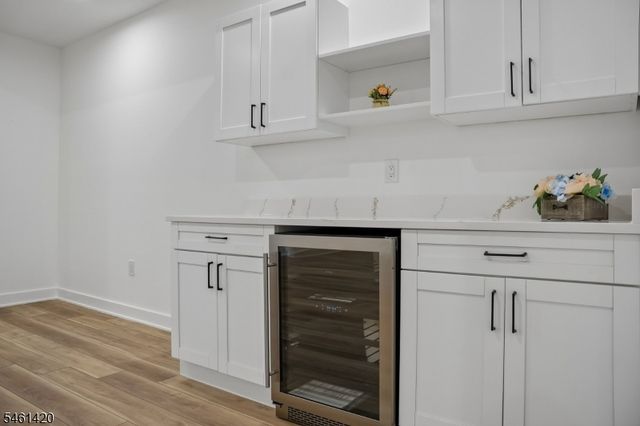 29 Spier Dr, Livingston Twp., NJ 07039