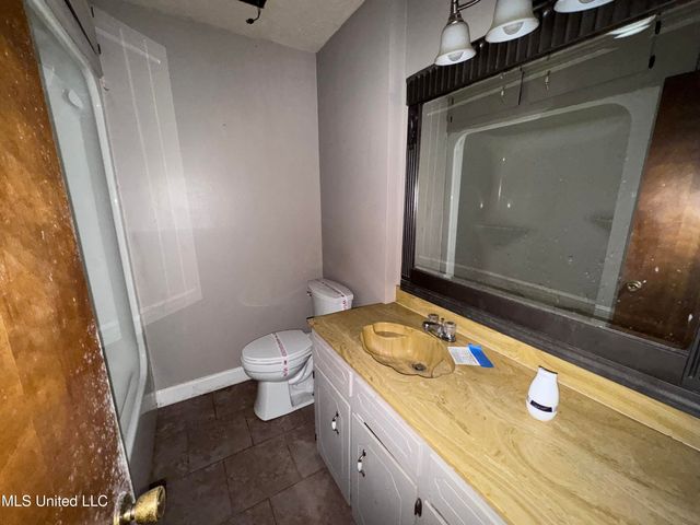 4918 Forest Hill Road, Byram, MS 39272
