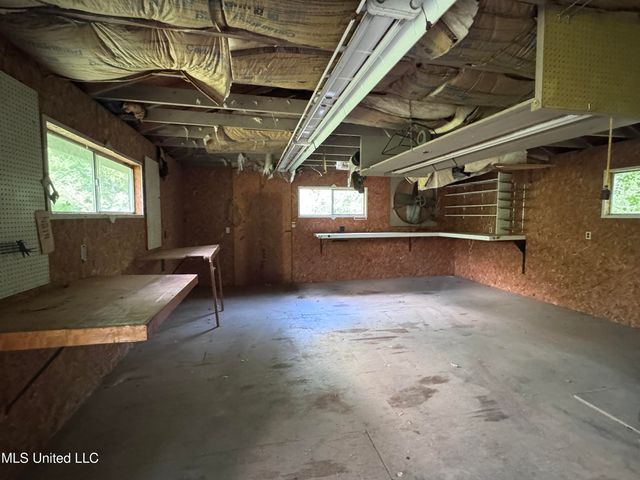 4918 Forest Hill Road, Byram, MS 39272