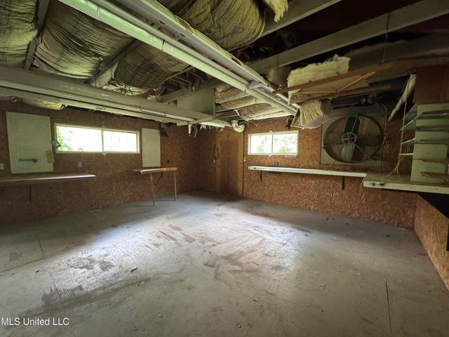 4918 Forest Hill Road, Byram, MS 39272