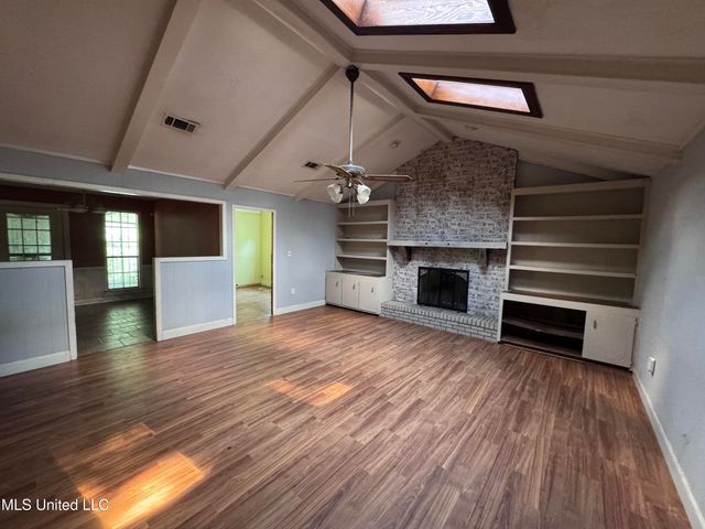 4918 Forest Hill Road, Byram, MS 39272