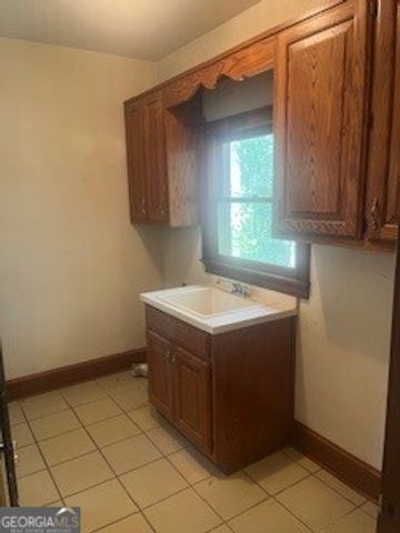 3490 GLENEAGLES Court, Snellville, GA 30039