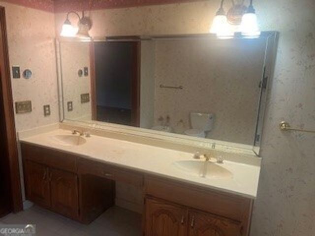 3490 GLENEAGLES Court, Snellville, GA 30039