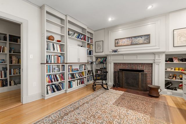 985 Memorial Drive 303, Cambridge, MA 02138