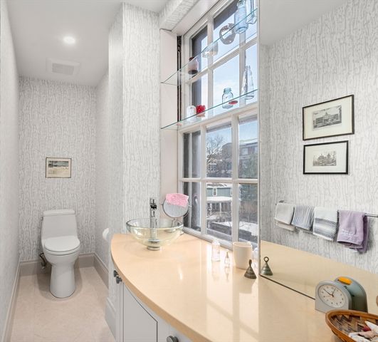 985 Memorial Drive 303, Cambridge, MA 02138