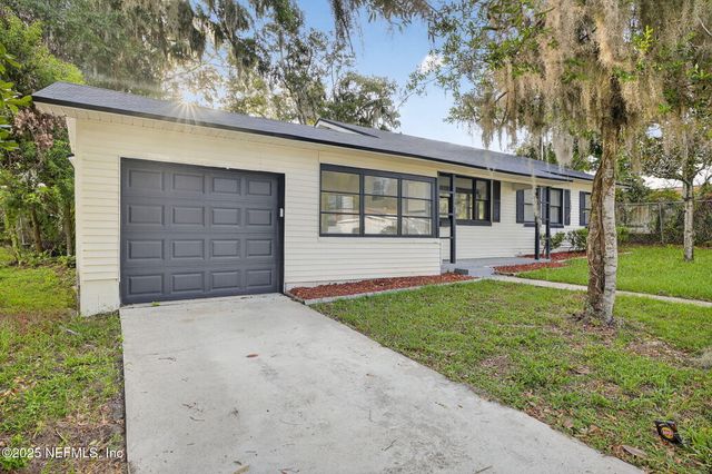 1205 MOSELEY Avenue, Palatka, FL 32177