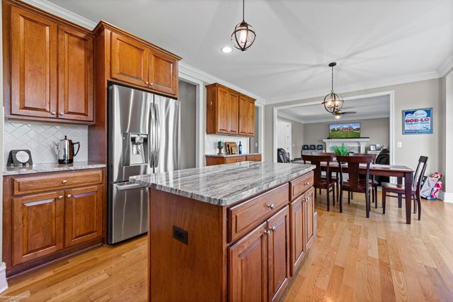68242 Lake Angela Pointe Street, Richmond, MI 48062