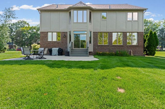 68242 Lake Angela Pointe Street, Richmond, MI 48062