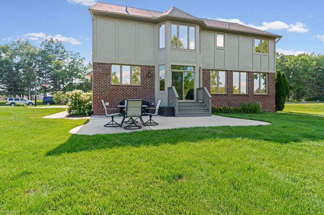 68242 Lake Angela Pointe Street, Richmond, MI 48062