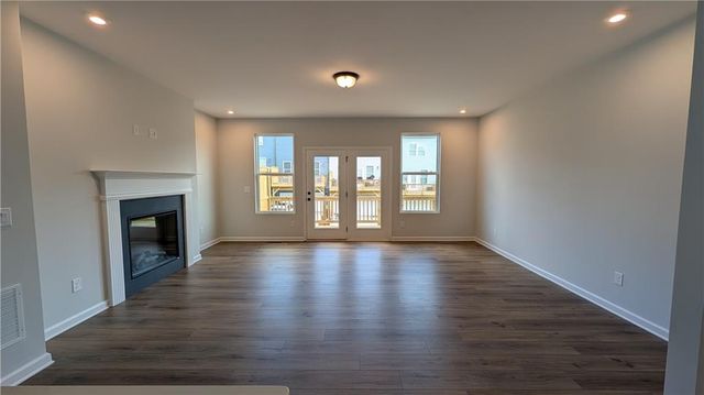 3053 Beacon Bend Crossing, Lawrenceville, GA 30043