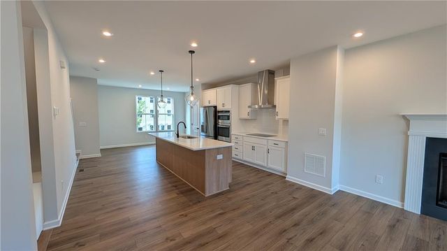 3053 Beacon Bend Crossing, Lawrenceville, GA 30043