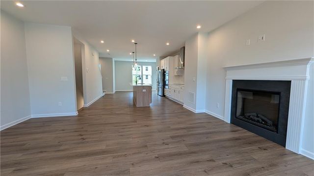 3053 Beacon Bend Crossing, Lawrenceville, GA 30043