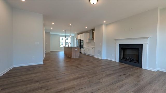 3053 Beacon Bend Crossing, Lawrenceville, GA 30043