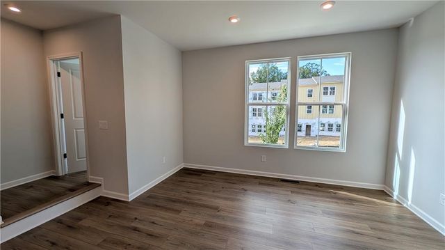 3053 Beacon Bend Crossing, Lawrenceville, GA 30043