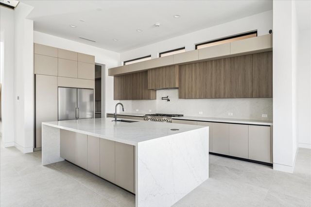 1730 Bayram, Houston, TX 77055