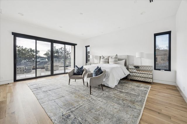 1730 Bayram, Houston, TX 77055