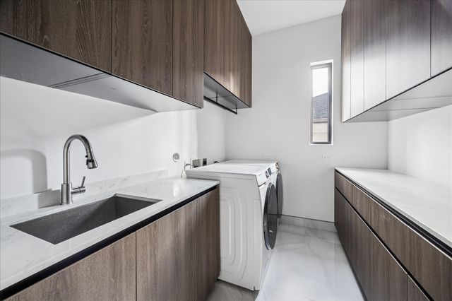 1730 Bayram, Houston, TX 77055