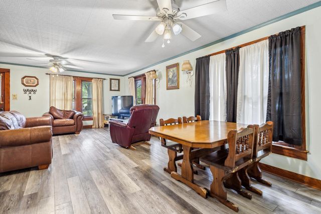 710 W 1st Street, Hughes Springs, TX 75656