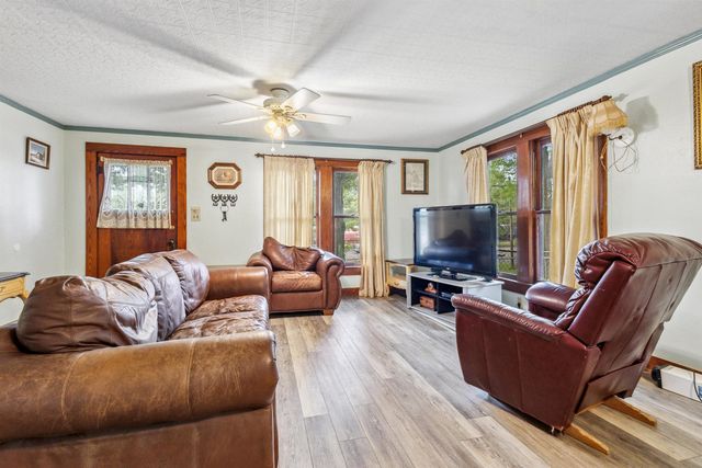 710 W 1st Street, Hughes Springs, TX 75656