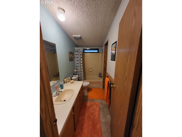 18485 Sw PACIFIC Dr 85, Tualatin, OR 97062