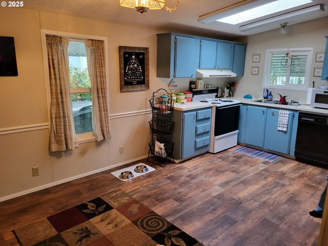 18485 Sw PACIFIC Dr 85, Tualatin, OR 97062