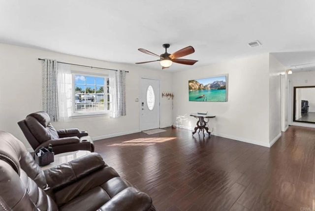 509 Sunset Drive, Oceanside, CA 92058