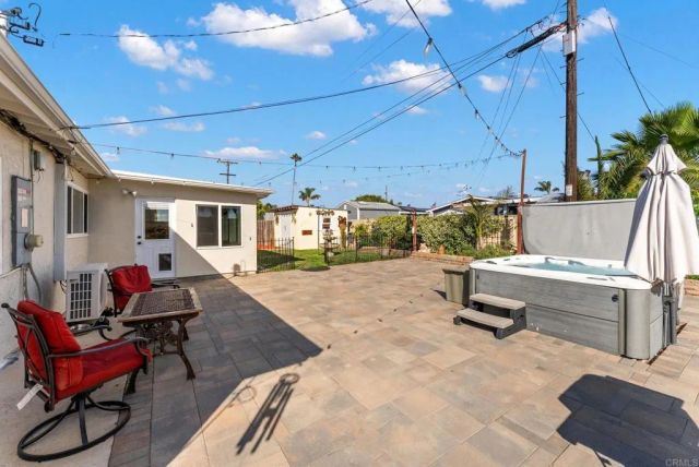 509 Sunset Drive, Oceanside, CA 92058