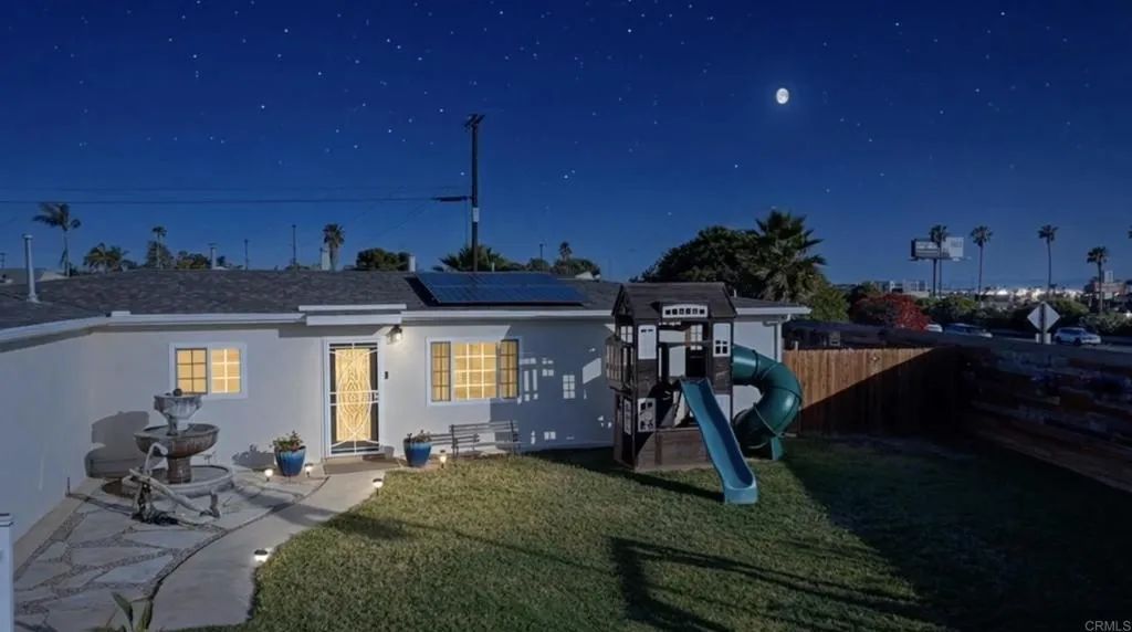 509 Sunset Drive, Oceanside, CA 92058