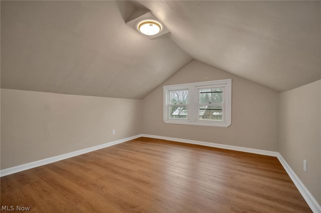 3327 Bradford Road, Cleveland Heights, OH 44118