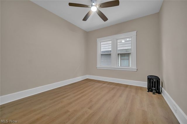 3327 Bradford Road, Cleveland Heights, OH 44118