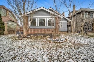 3327 Bradford Road, Cleveland Heights, OH 44118