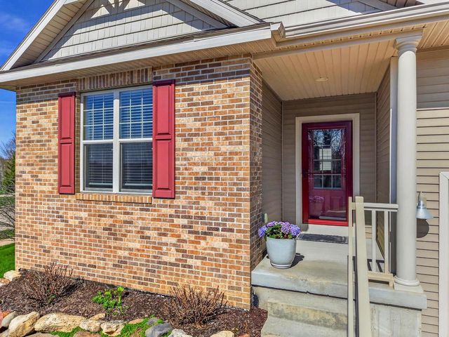 9801 Hawks Nest Drive, Verona, WI 53593
