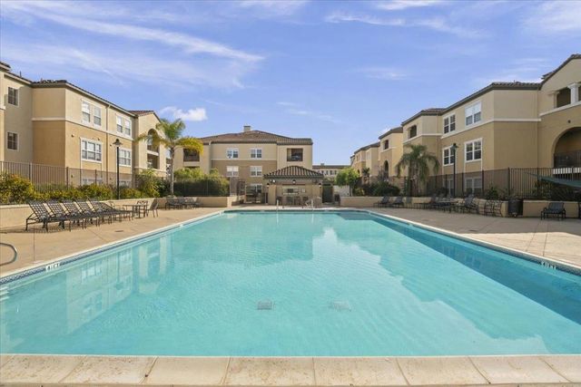 1883 Agnew Road 311, Santa Clara, CA 95054