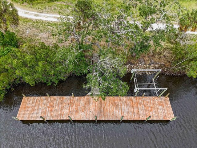 102 DICKMAN DRIVE SW, Ruskin, FL 33570