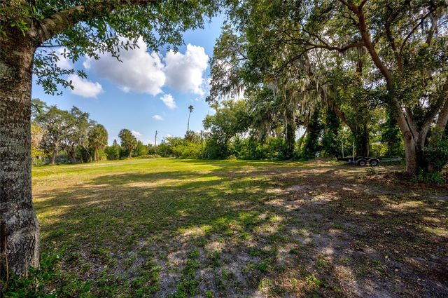 102 DICKMAN DRIVE SW, Ruskin, FL 33570