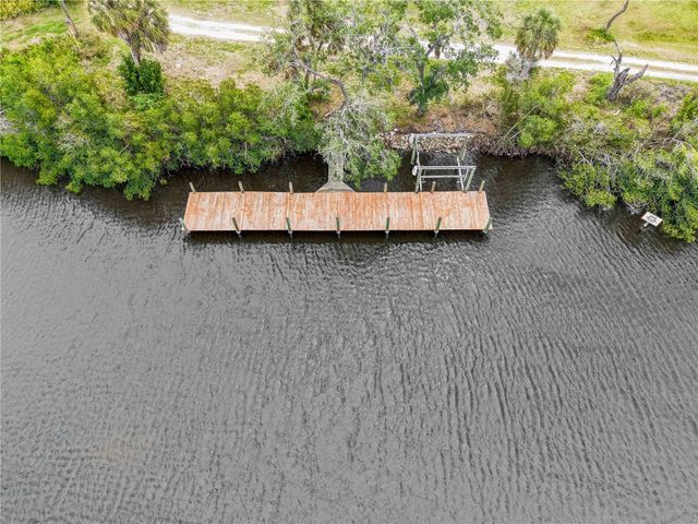 102 DICKMAN DRIVE SW, Ruskin, FL 33570