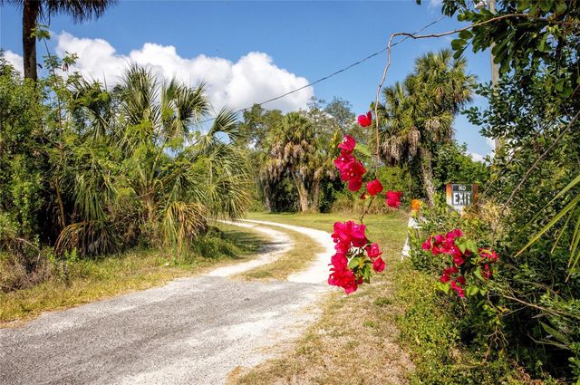 102 DICKMAN DRIVE SW, Ruskin, FL 33570