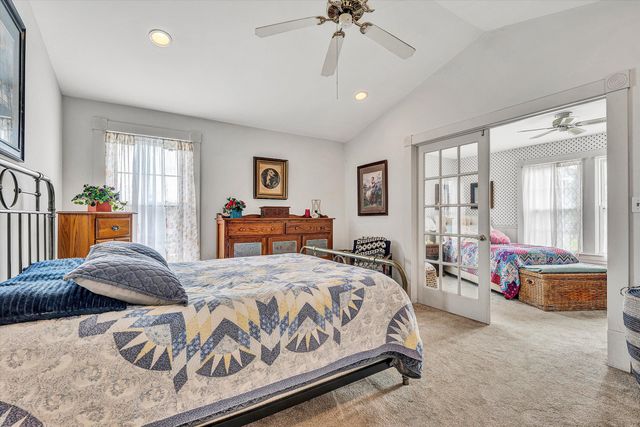 4015 Mud Lick RD, Roanoke, VA 24018