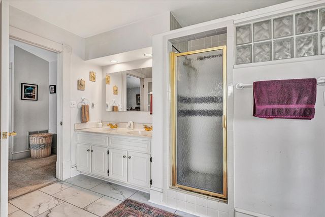 4015 Mud Lick RD, Roanoke, VA 24018