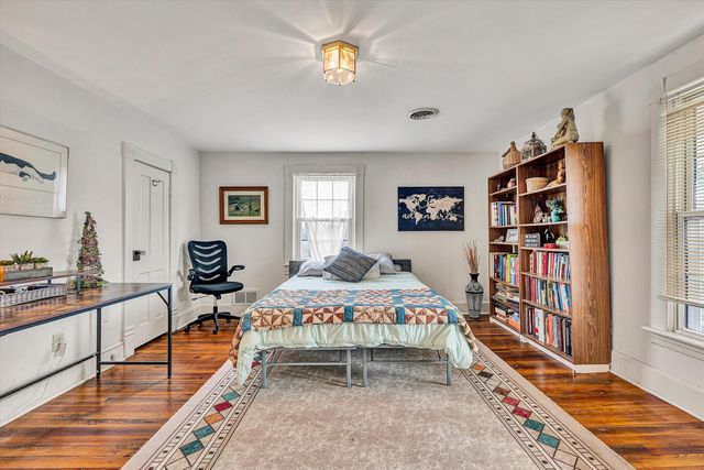 4015 Mud Lick RD, Roanoke, VA 24018