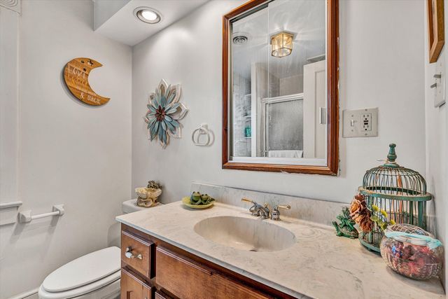 4015 Mud Lick RD, Roanoke, VA 24018