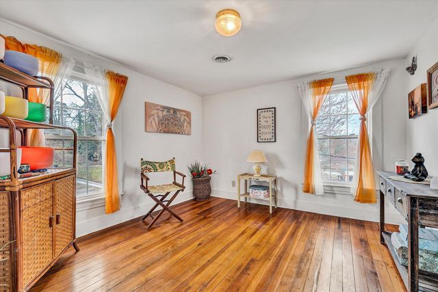 4015 Mud Lick RD, Roanoke, VA 24018